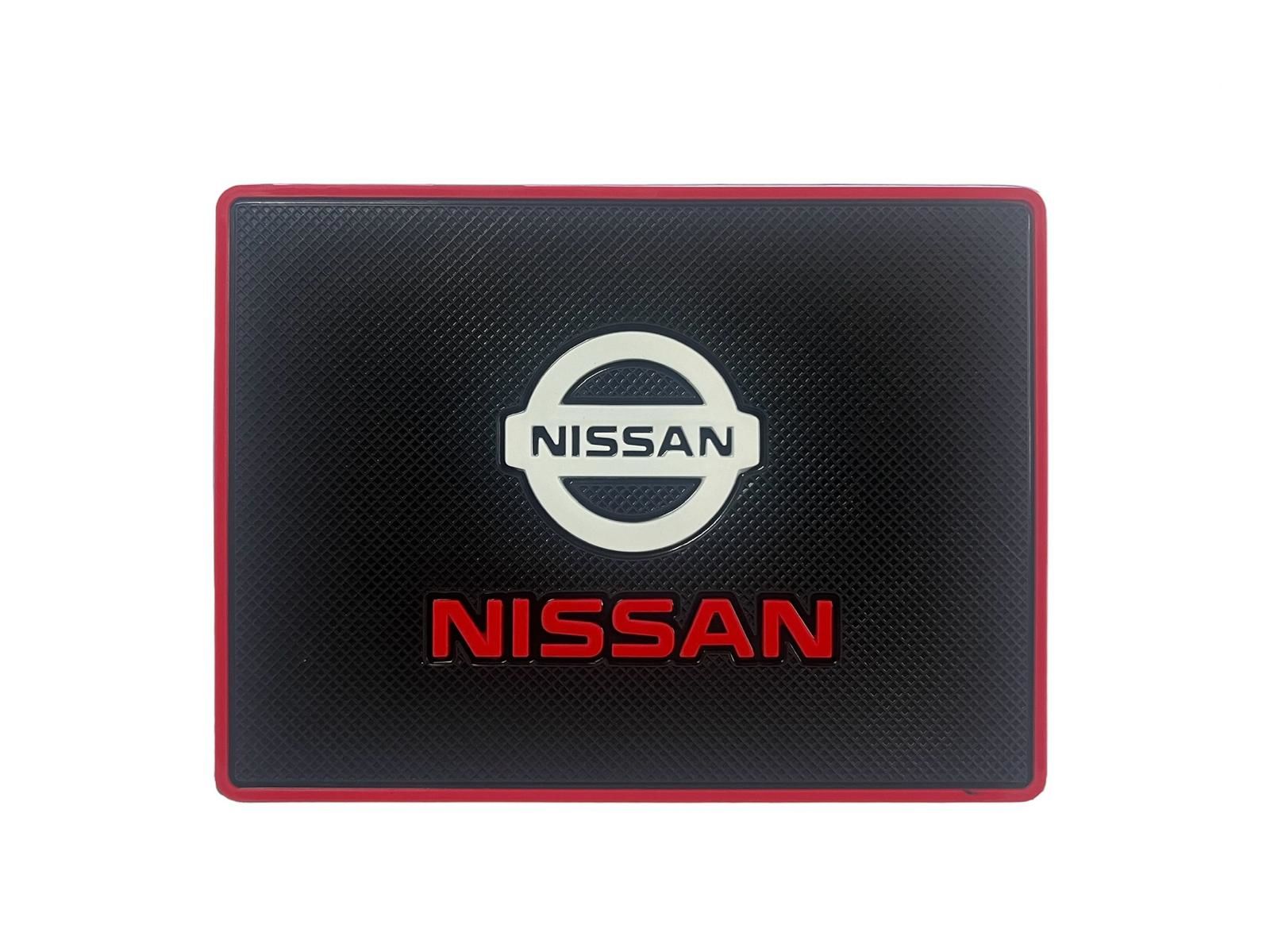 Nissan torpido üstü kaydırmaz ped