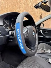 Sparco yazı detaylı direksiyon kılıfı