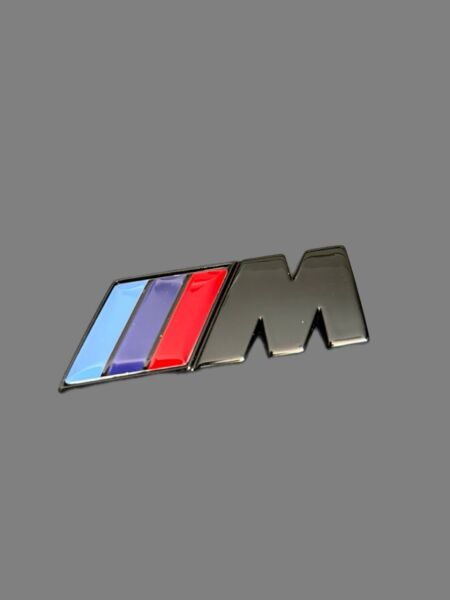 3D M Logo metal (5cm)