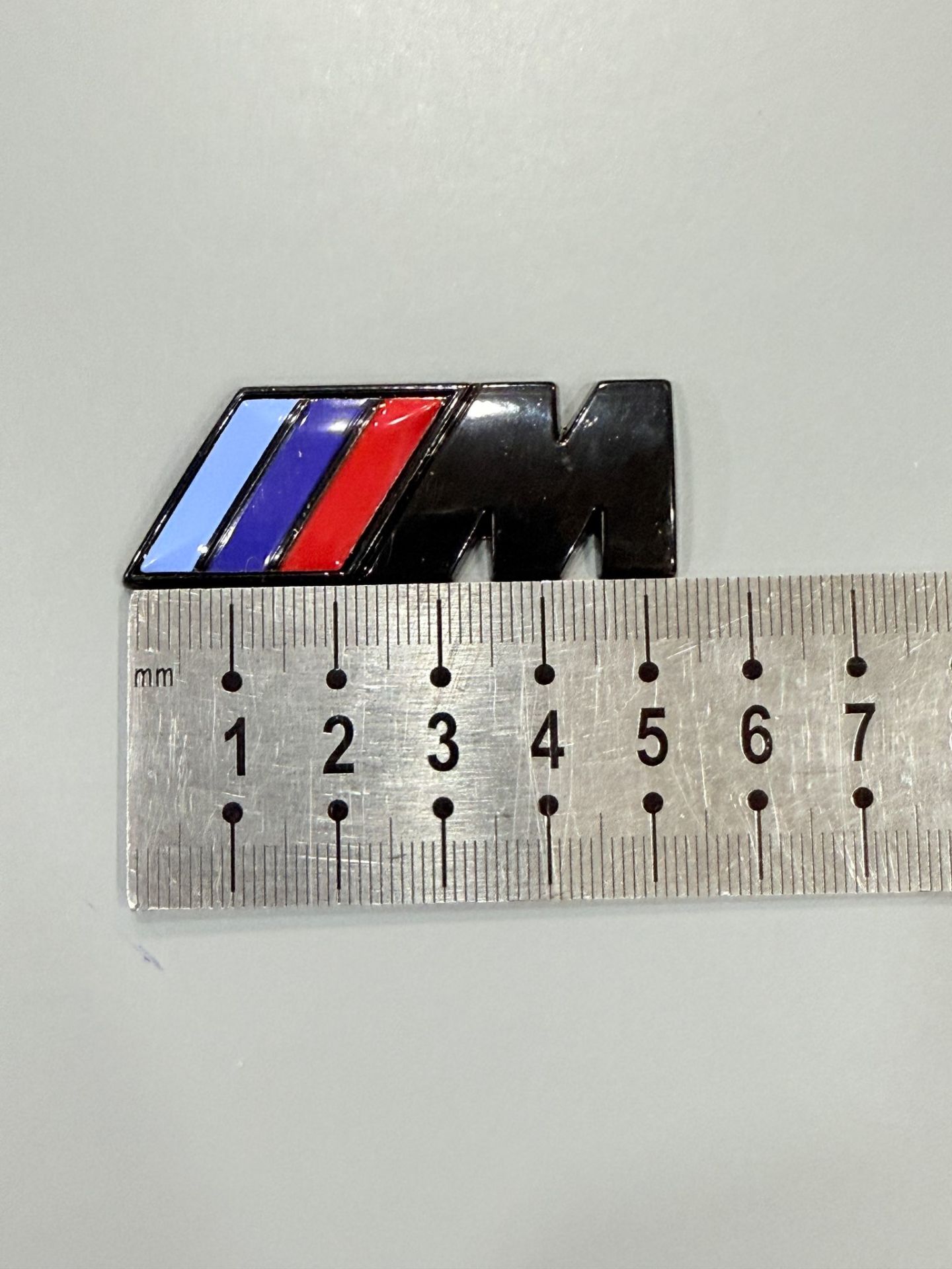 3D M Logo metal (5cm)