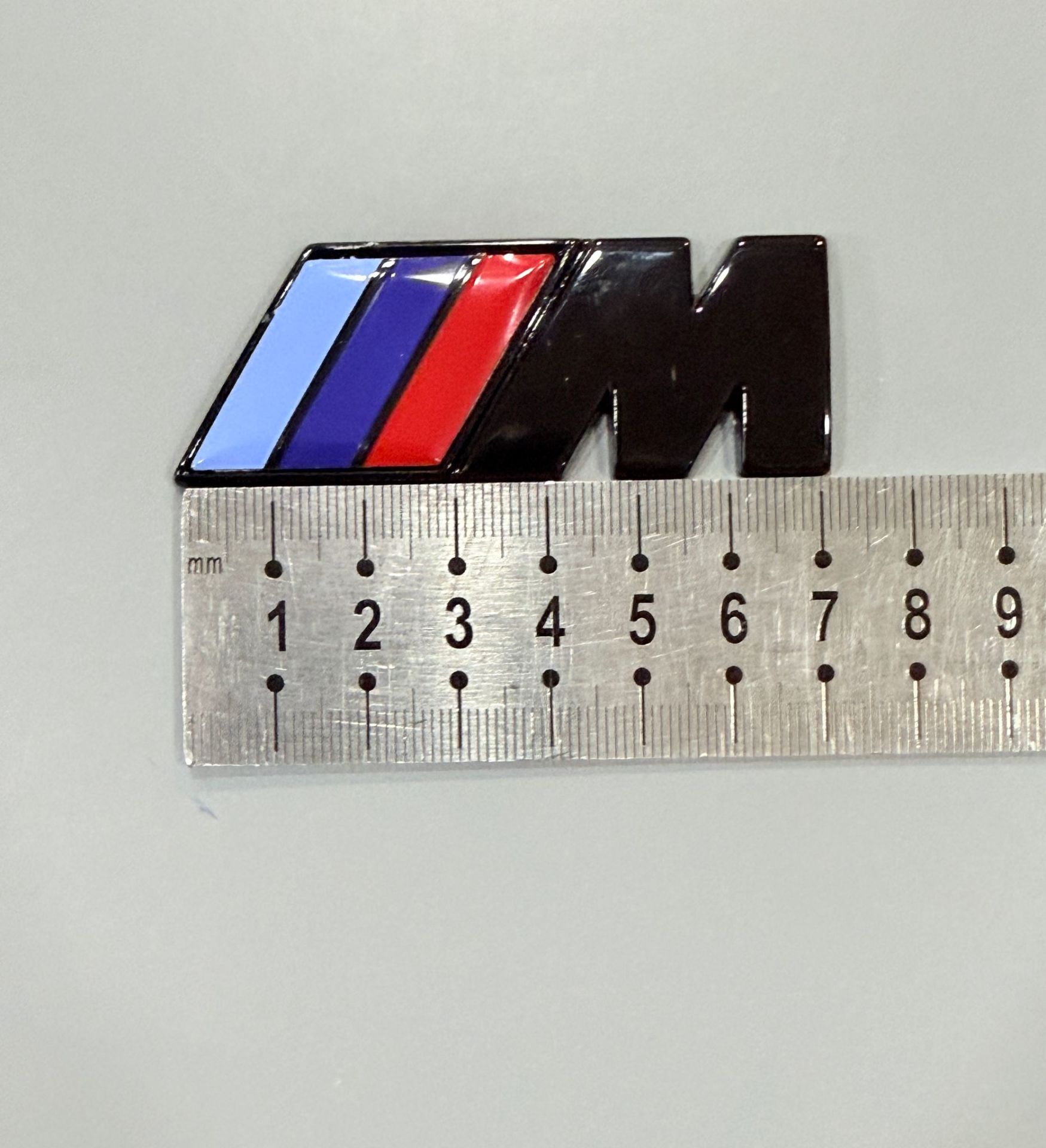 3D M Logo metal (7cm)
