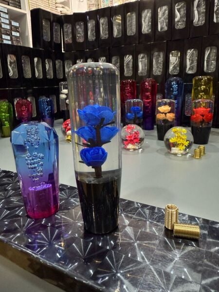 Mavi güllü vites topuzu