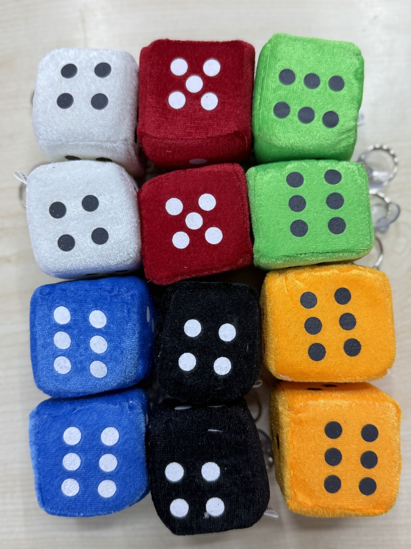 Peluş Zar (12'li)