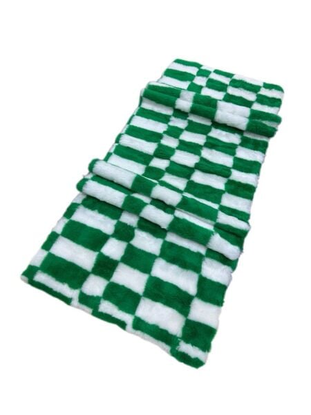 Torpido Üstü Peluş Halı Yeşil Beyaz
