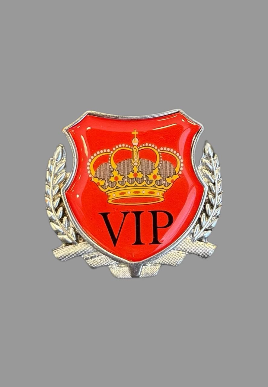 Vip Taçlı Çelenkli Döküm Araç Aksesuarı