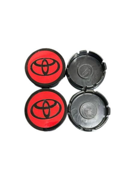 Toyota kırmızı jant göbeği