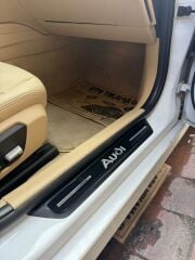 Peugeot pleksi kapı eşiği