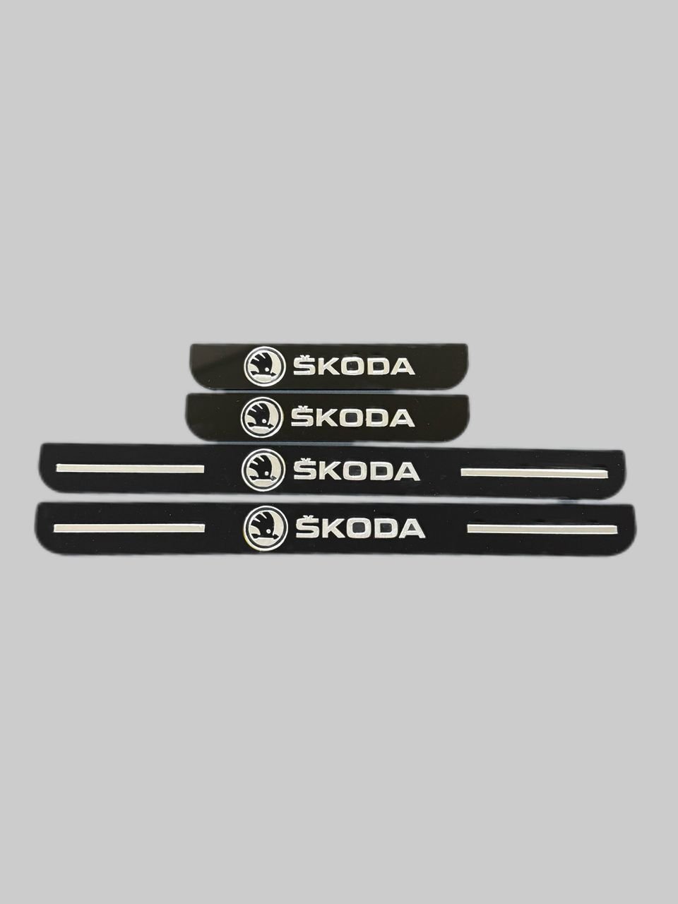 Skoda pleksi kapı eşiği