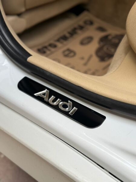 Volkswagen pleksi kapı eşiği