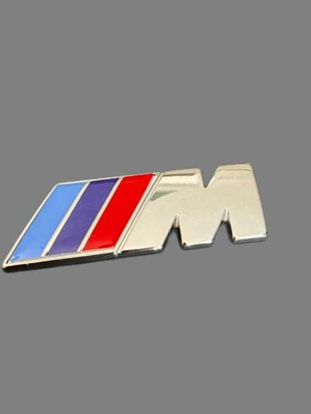 3D M Logo metal (4cm)